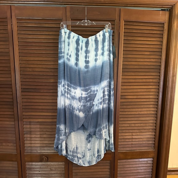 Blue/white tie dye skirt - Picture 1 of 12